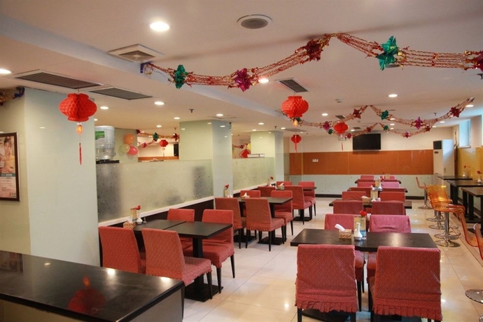 Imagen del bar/restaurante del Hotel Jinjiang Inn - Beijing Changchun Street Inn. Foto 4
