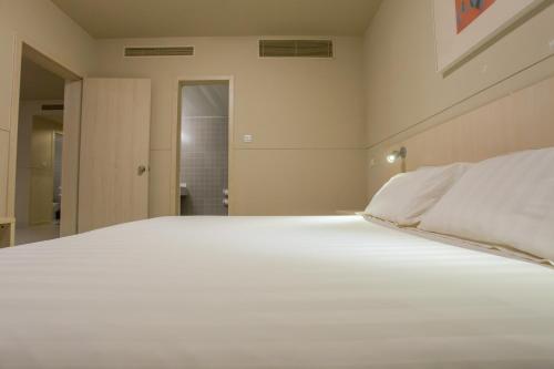 Imagen de la habitación del Hotel Jinjiang Inn Beijing East Lianshi Road. Foto 8