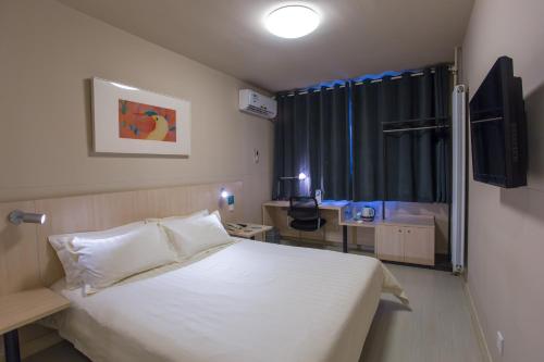 Imagen general del Hotel Jinjiang Inn Beijing Gucheng North Road. Foto 2