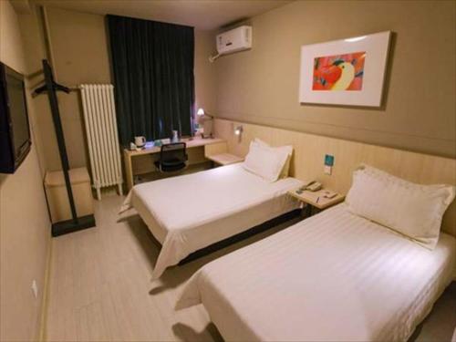 Imagen de la habitación del Hotel Jinjiang Inn Beijing Zhushikou. Foto 5