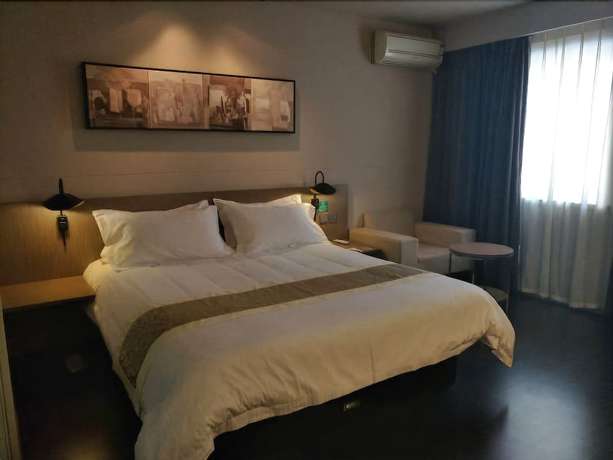 Imagen de los interiores del Hotel Jinjiang Inn Changchun Exhibition Center. Foto 20