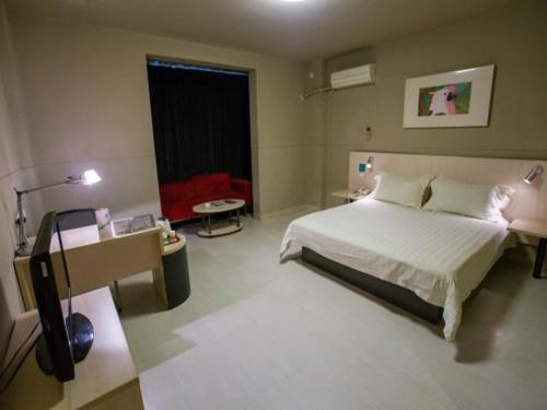 Imagen de la habitación del Hotel Jinjiang Inn Changzhou Tianning Temple. Foto 6