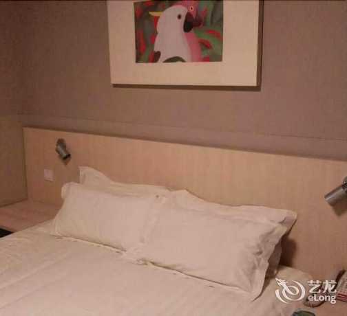 Imagen del bar/restaurante del Hotel Jinjiang Inn Dalian Jinzhou Hengda Garden Branch. Foto 4