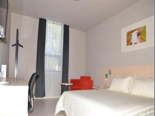 Imagen general del Hotel Jinjiang Inn Danjiangkou Station Road. Foto 6