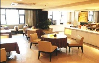Imagen del bar/restaurante del Hotel Jinjiang Inn. Foto 4