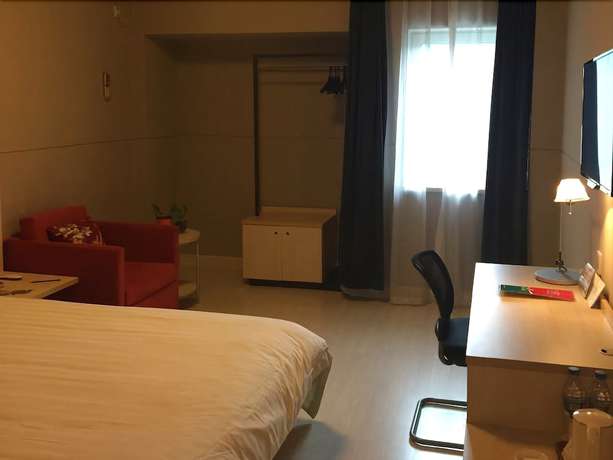 Imagen de los exteriores del Hotel Jinjiang Inn Harbin Metro. Foto 18