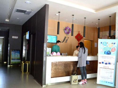 Imagen general del Hotel Jinjiang Inn Hohhot Dazhao Hospital Metro Station. Foto 4