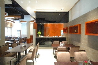 Imagen del bar/restaurante del Hotel Jinjiang Inn Jiaxing Nanhu. Foto 6