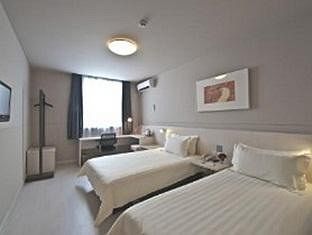 Imagen de la habitación del Hotel Jinjiang Inn Jinan Quancheng Park. Foto 11