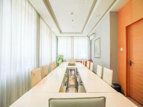 Imagen de la habitación del Hotel Jinjiang Inn Jingzhou Beijing Road Central Long Distance Bus Station. Foto 7