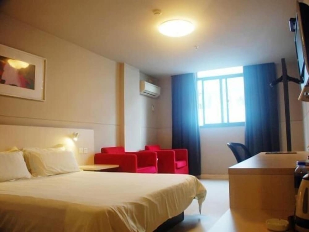Imagen de la habitación del Hotel Jinjiang Inn Kunshan Train Station. Foto 12