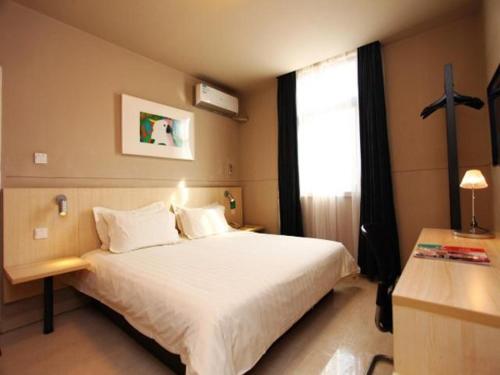 Imagen de la habitación del Hotel Jinjiang Inn Lianyungang Xugou Zhongshan Road. Foto 9