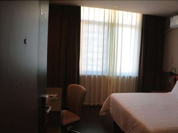 Imagen de la habitación del Hotel Jinjiang Inn Naning Chaoyang Square Renmin Park. Foto 8