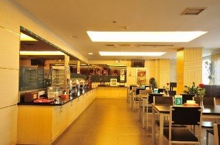 Imagen de la habitación del Hotel Jinjiang Inn Ningbo Tianyi. Foto 12