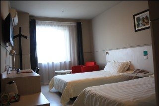 Imagen general del Hotel Jinjiang Inn Ningbo Tianyi. Foto 4