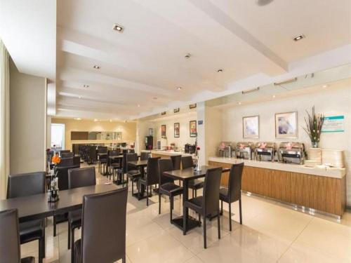 Imagen general del Hotel Jinjiang Inn Select Nanjing South Railway Station North Square. Foto 2