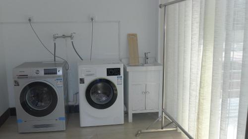 Imagen general del Hotel Jinjiang Inn Select Zhenjiang Middle Yangzi Road. Foto 3