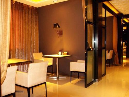 Imagen general del Hotel Jinjiang Inn Select Zhenzhou Dongfeng Road Technol. Foto 3