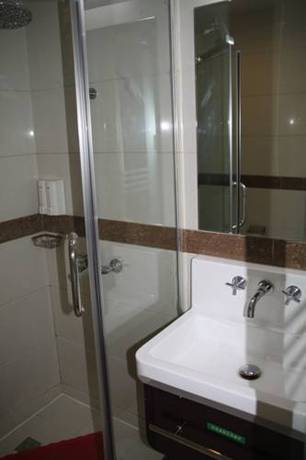 Imagen de la habitación del Hotel Jinjiang Inn Shanghai Changning. Foto 3