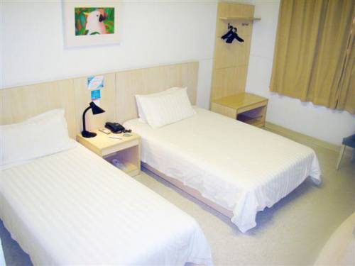 Imagen de la habitación del Hotel Jinjiang Inn Shanghai Changning. Foto 6