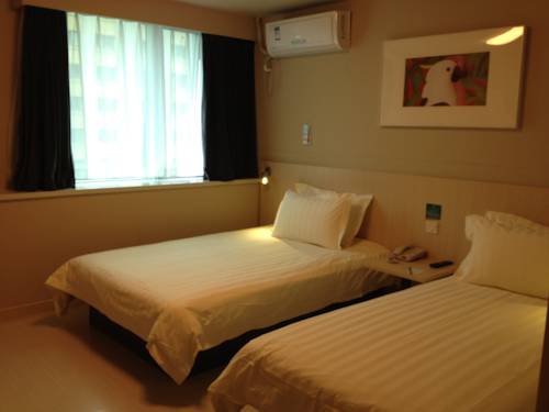 Imagen de la habitación del Hotel Jinjiang Inn Shanghai Changning. Foto 7