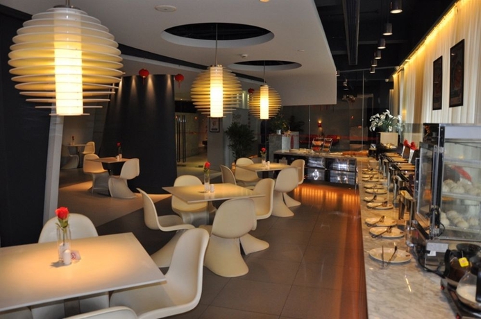 Imagen del bar/restaurante del Hotel Jinjiang Inn Shanghai Expo Park Pusan Road. Foto 2