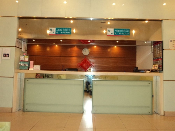 Imagen de los interiores del Hotel Jinjiang Inn Shanghai Hailun Rd. Foto 3