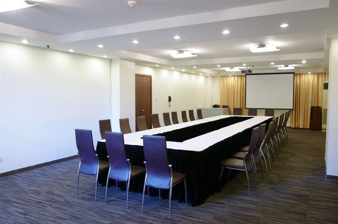 Imagen de los interiores del Hotel Jinjiang Inn Shanghai Hongkou Football Stadium. Foto 5