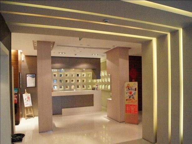 Imagen de los interiores del Hotel Jinjiang Inn Shanghai Minsheng Rd. Foto 19