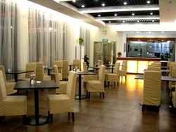 Imagen del bar/restaurante del Hotel Jinjiang Inn Shanghai Nanhui Hangtou. Foto 2