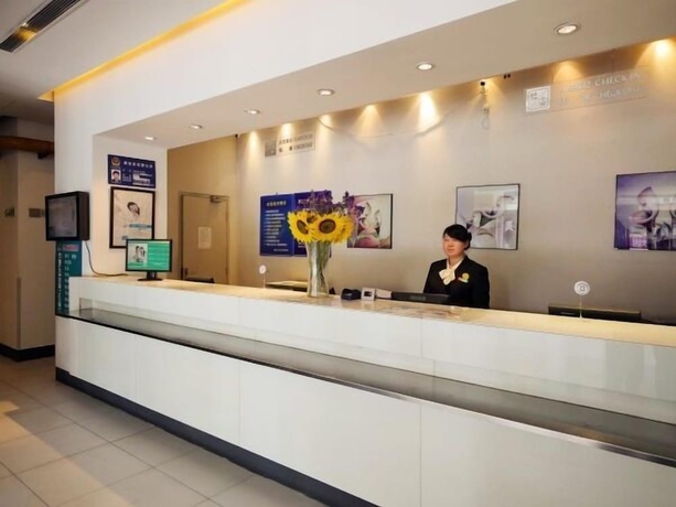 Imagen de los interiores del Hotel Jinjiang Inn Shenyang North Station. Foto 18