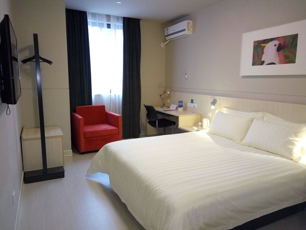 Imagen de la habitación del Hotel Jinjiang Inn Shenzhen Airport. Foto 12
