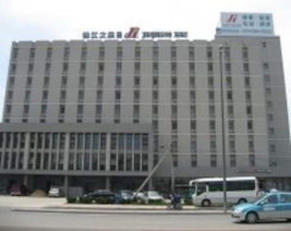 Imagen general del Hotel Jinjiang Inn Tianjin Hongqiao Guangrongdao. Foto 1