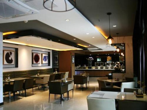 Imagen general del Hotel Jinjiang Inn Tianjin Wuqing Jingjin Road. Foto 3