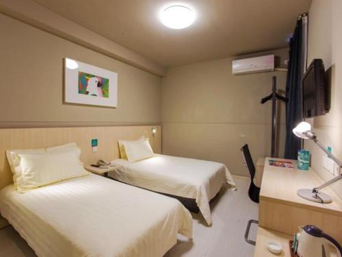 Imagen de la habitación del Hotel Jinjiang Inn Weihai High-speed Railway Station Qin. Foto 8