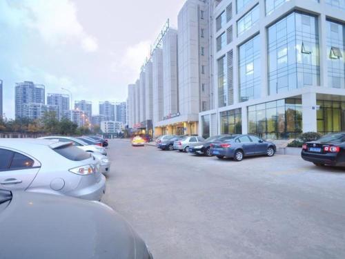 Imagen general del Hotel Jinjiang Inn Wuhan Dunkou Sports Center Dongfeng Company Metro Station. Foto 7