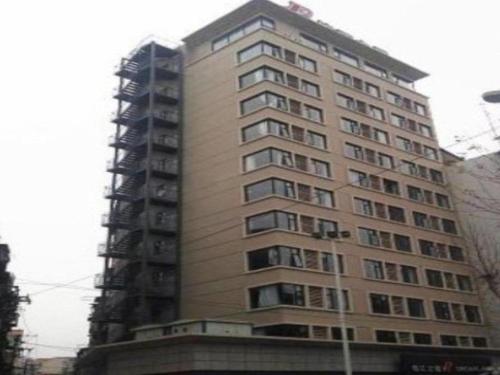 Imagen general del Hotel Jinjiang Inn Wuhan Zhonghua Road HuangheLou Branch. Foto 9