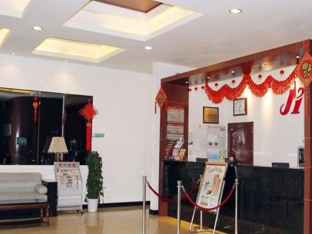 Imagen de los interiores del Hotel Jinjiang Inn Xinjinqiao Subway Station. Foto 19