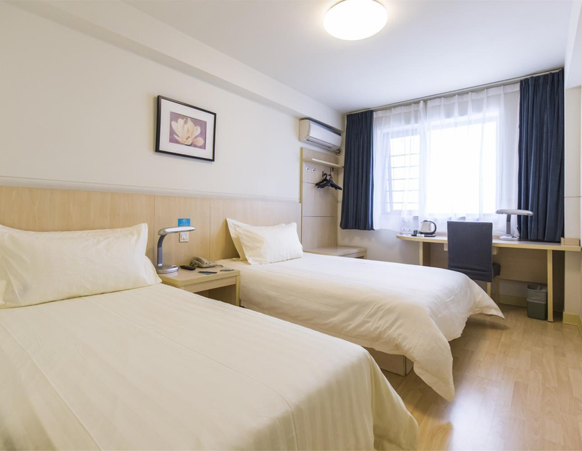 Imagen general del Hotel Jinjiang Inn - Yinchuan New Moon Square. Foto 3