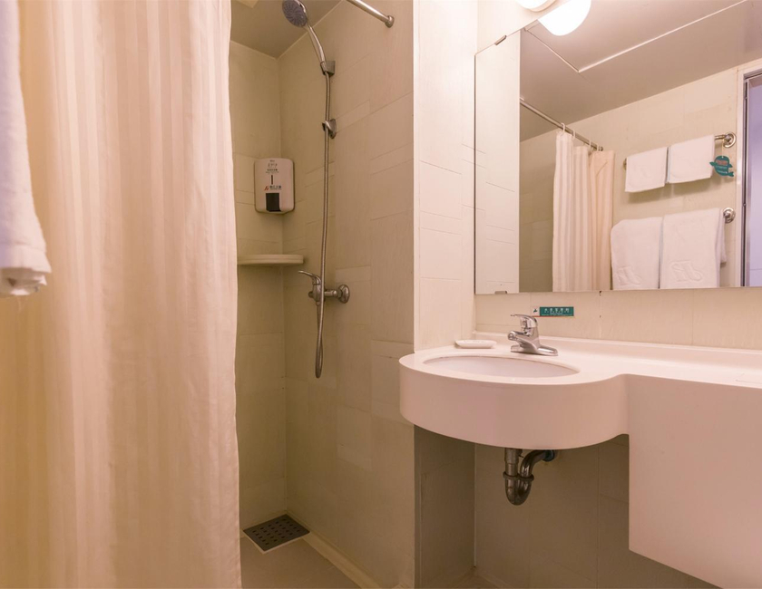 Imagen general del Hotel Jinjiang Inn - Yinchuan New Moon Square. Foto 4