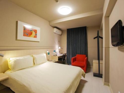 Imagen de la habitación del Hotel Jinjiang Inn Yueyang Railway Station. Foto 6