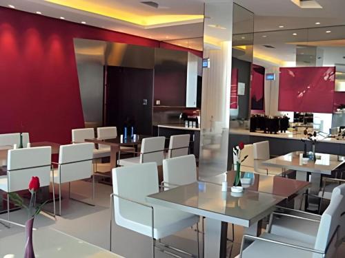 Imagen general del Hotel Jinjiang Inn Zhuhai Xiangzhou Qinglv Middle Road Theater. Foto 2