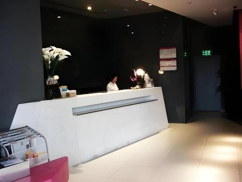 Imagen general del Hotel Jinjiang Inn Zhuhai Xiangzhou Qinglv Middle Road Theater. Foto 5