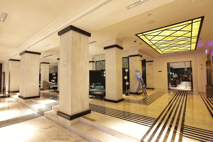 Imagen de los interiores del Hotel Jinjiang Metropolo Shanghai Xintiandi Hotel. Foto 14