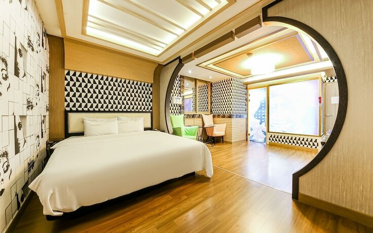 Imagen de la habitación del Hotel Jinju Beach. Foto 19