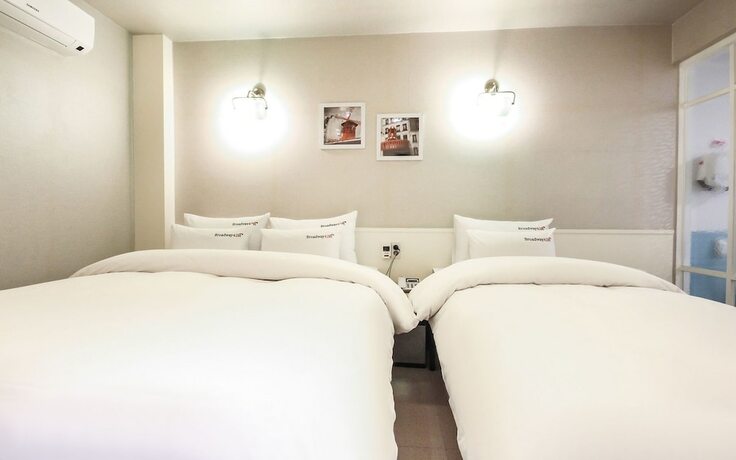 Imagen de la habitación del Hotel Jinju Broadway 42nd Street. Foto 19