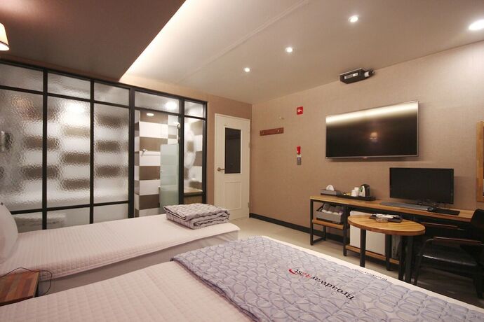 Imagen general del Hotel Jinju Broadway 42nd Street. Foto 9