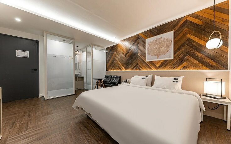 Imagen general del Hotel Jinju Brown Dot Jinjuseong Branch. Foto 4