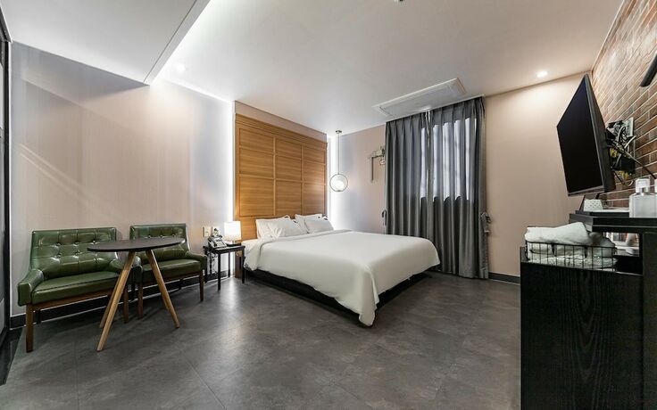 Imagen de la habitación del Hotel Jinju Brown Dot Jinjuseong Branch. Foto 17