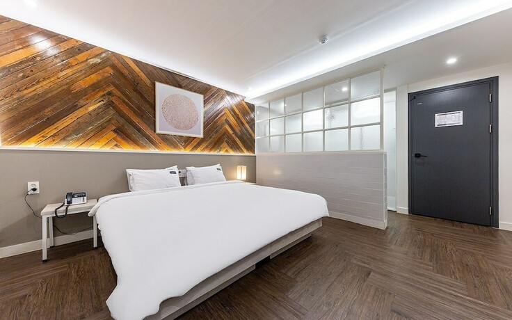 Imagen de la habitación del Hotel Jinju Brown Dot Jinjuseong Branch. Foto 20